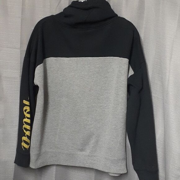Hooded Iowa Hawkeyes sweatshirt size L with cowl neckline. - Picture 4 of 5